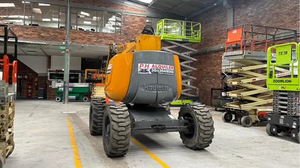 alquilar o comprar equipos de elevación